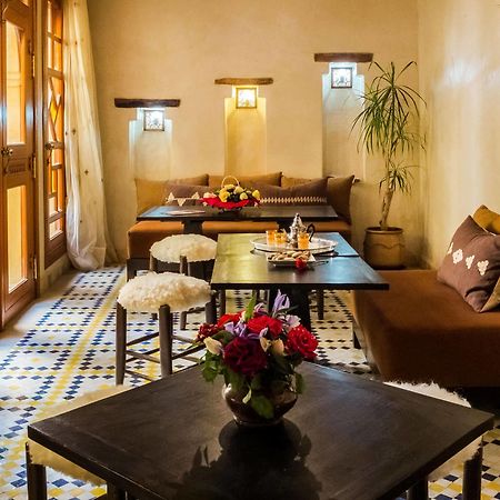 Riad Tigmi Kenza Тизнит Экстерьер фото