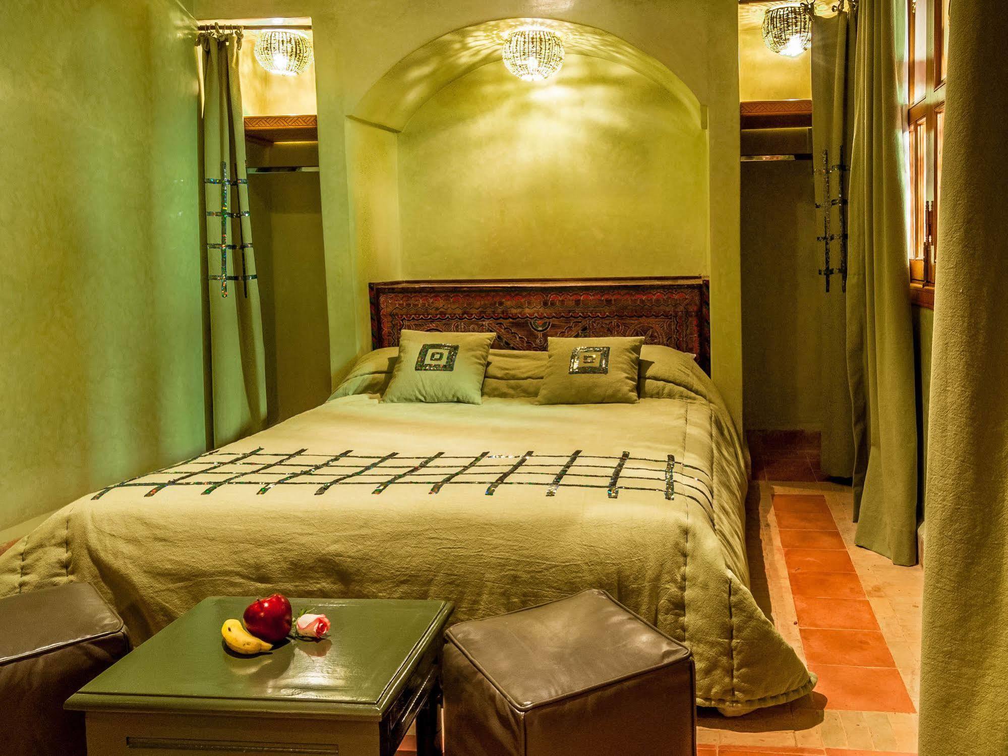 Riad Tigmi Kenza Тизнит Экстерьер фото